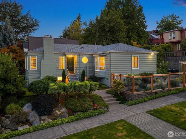 4855 NE 41st Street, Seattle WA 98105