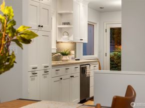 4855 NE 41st Street, Seattle WA 98105
