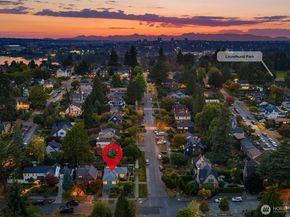 4855 NE 41st Street, Seattle WA 98105