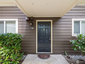 15840 NE Leary Way 6103, Redmond WA 98052