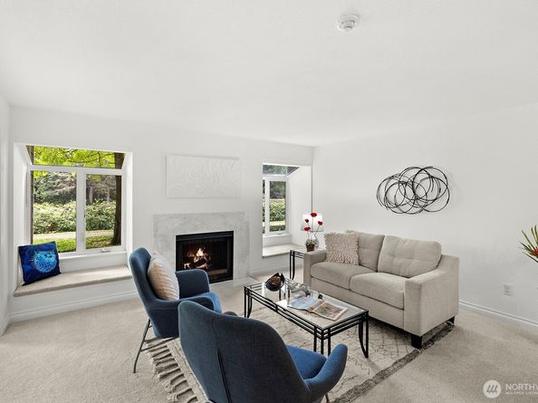 15840 NE Leary Way 6103, Redmond WA 98052