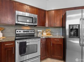 5440 Leary Avenue NW 227, Seattle WA 98107