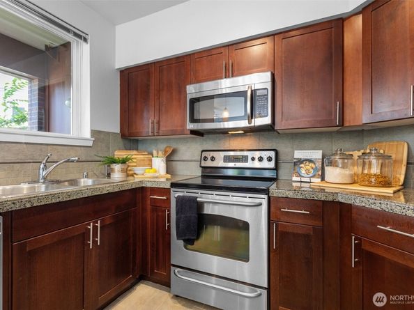 5440 Leary Avenue NW 227, Seattle WA 98107