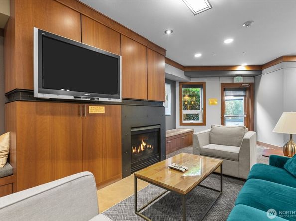 5440 Leary Avenue NW 227, Seattle WA 98107