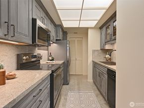 1301 Spring Street 6E, Seattle WA 98104