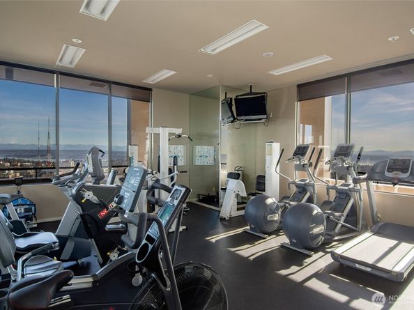 1301 Spring Street 6E, Seattle WA 98104