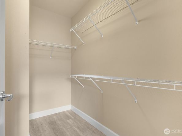 10047 Main Street 305, Bellevue WA 98004