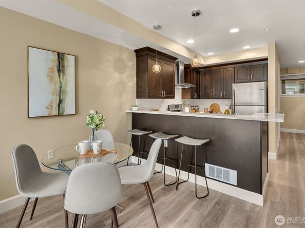 10047 Main Street 305, Bellevue WA 98004