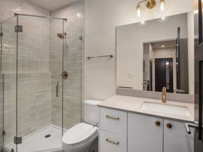 3614 Francis Avenue N, Seattle WA 98103