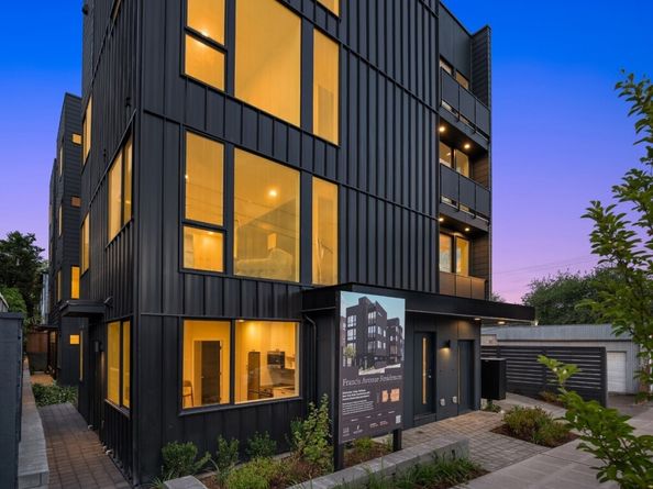 3614 Francis Avenue N, Seattle WA 98103