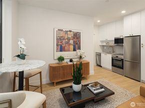 3614 Francis Avenue N, Seattle WA 98103