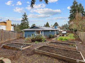 10932 156th Court NE, Redmond WA 98052