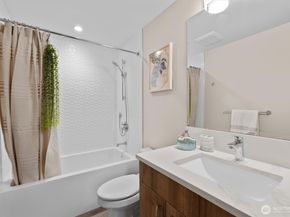 10932 156th Court NE, Redmond WA 98052