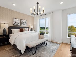 12217 137th Place NE 2704, Redmond WA 98052