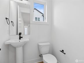 12217 137th Place NE 2704, Redmond WA 98052