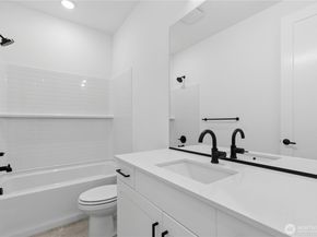 12217 137th Place NE 2704, Redmond WA 98052