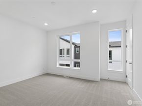 12217 137th Place NE 2704, Redmond WA 98052