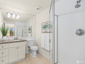 12740 NE 10th Place E302, Bellevue WA 98005
