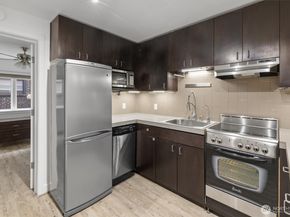 752 Bellevue Avenue E 202, Seattle WA 98102
