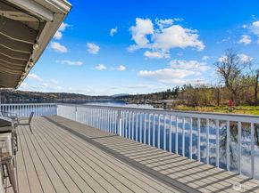 17203 NE 45th Street 46, Redmond WA 98052