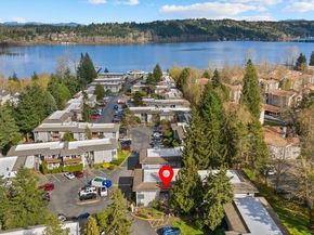 17203 NE 45th Street 46, Redmond WA 98052