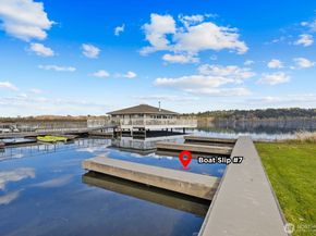 17203 NE 45th Street 46, Redmond WA 98052