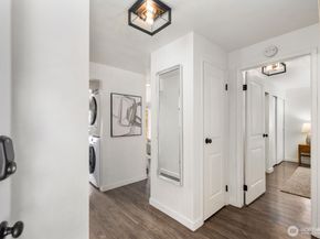 17203 NE 45th Street 46, Redmond WA 98052