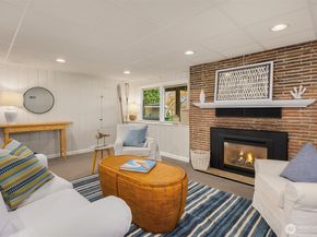 7946 Grand Avenue NE, Bainbridge Island WA 98110
