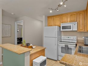 20318 Bothell Everett Hwy A101, Bothell WA 98012