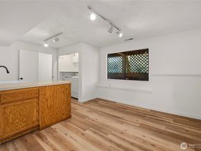 27243 33rd Place S, Kent WA 98032