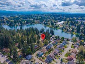27243 33rd Place S, Kent WA 98032