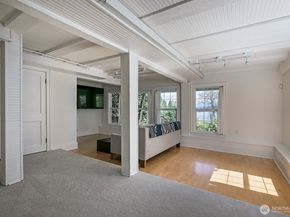 624 35th Avenue, Seattle WA 98122