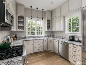 624 35th Avenue, Seattle WA 98122