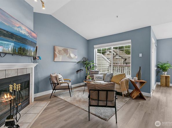 18505 SE Newport Way C214, Issaquah WA 98027