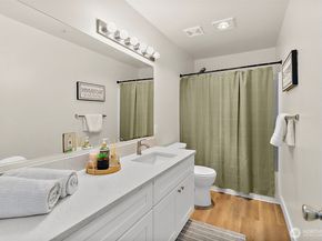 18505 SE Newport Way C214, Issaquah WA 98027