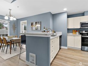 18505 SE Newport Way C214, Issaquah WA 98027