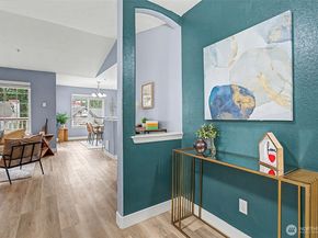 18505 SE Newport Way C214, Issaquah WA 98027