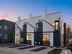 914 B 15th Avenue, Seattle WA 98122