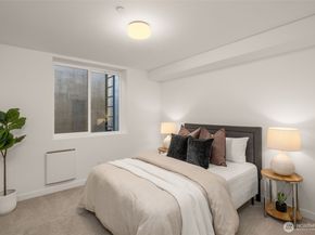 914 B 15th Avenue, Seattle WA 98122