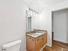 2331 42nd Avenue SW 414, Seattle WA 98116