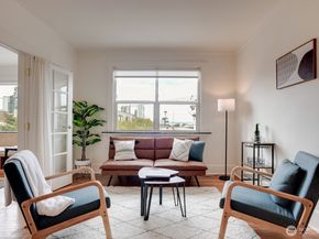 214 Summit Avenue E 402, Seattle WA 98102