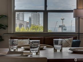 214 Summit Avenue E 402, Seattle WA 98102