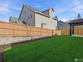 15 213th Place SW, Bothell WA 98021