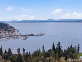 24801 Hillbend Lane NE, Kingston WA 98346