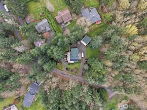 24801 Hillbend Lane NE, Kingston WA 98346