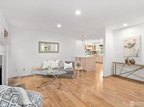 24801 Hillbend Lane NE, Kingston WA 98346