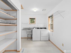 24801 Hillbend Lane NE, Kingston WA 98346