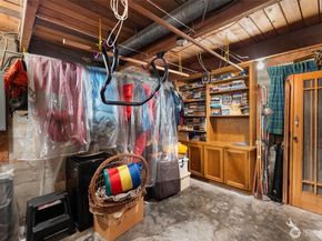 10529 NE 20th Place, Bellevue WA 98004