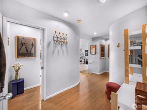 2134 Waverly Place N 202, Seattle WA 98109