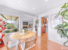 2134 Waverly Place N 202, Seattle WA 98109